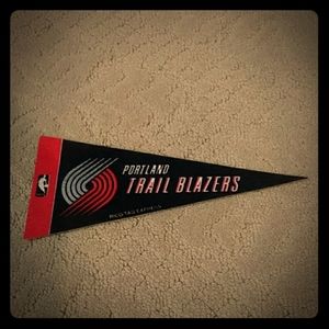 NBA Portland Trailblazers pennant 4" X 9" inch
